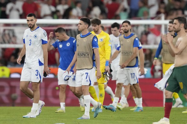 Bosnia Herzegovina coach out after 4 games in charge of the